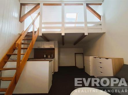 obývací pokoj | Pronájem bytu, 1+kk, 35 m²