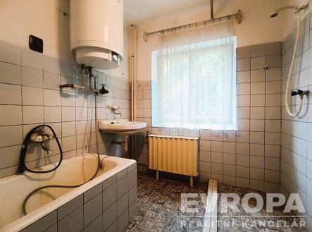 koupelna podkroví | Prodej - dům/vila, 160 m²