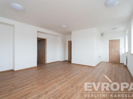 . | Prodej bytu, 2+kk, 60 m²