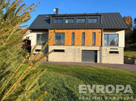 . | Pronájem bytu, 2+kk, 33 m²