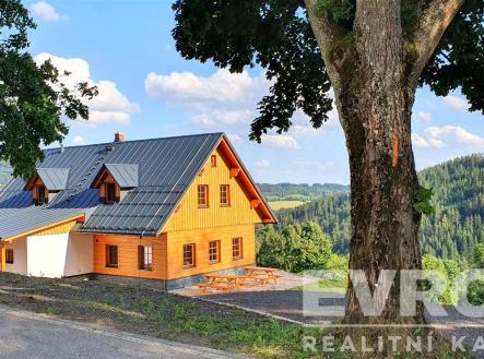 příjezd | Prodej - chata/rekreační objekt, 200 m²