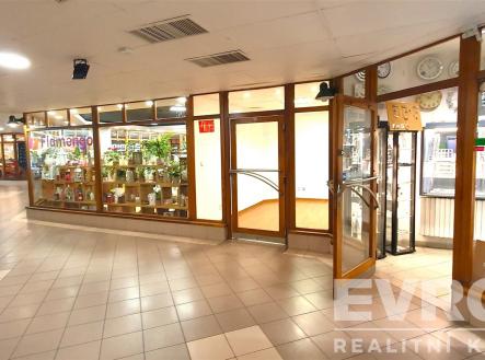 . | Pronájem - obchodní prostor, 22 m²
