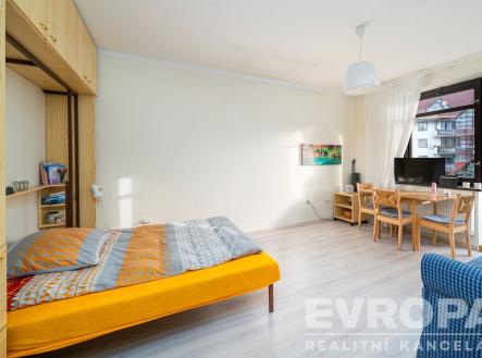 . | Prodej bytu, 1+kk, 34 m²