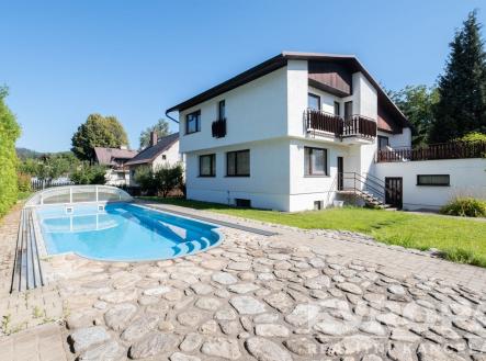 dům | Prodej - dům/vila, 300 m²