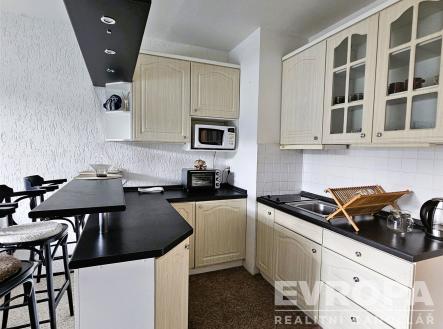 Kuchyňský kout | Pronájem bytu, 1+kk, 28 m²