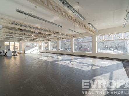 . | Prodej - komerční objekt, průmyslový areál, 820 m²