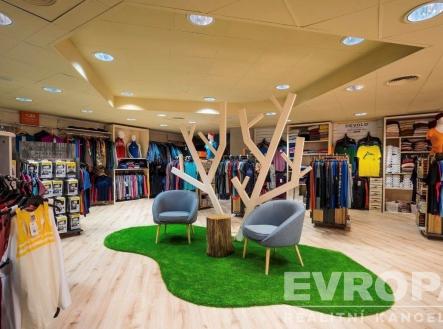 . | Pronájem - obchodní prostor, 132 m²