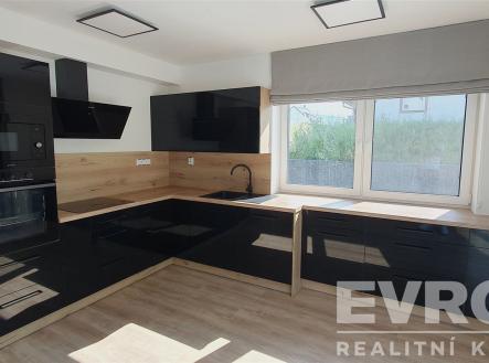 . | Pronájem - dům/vila, 79 m²