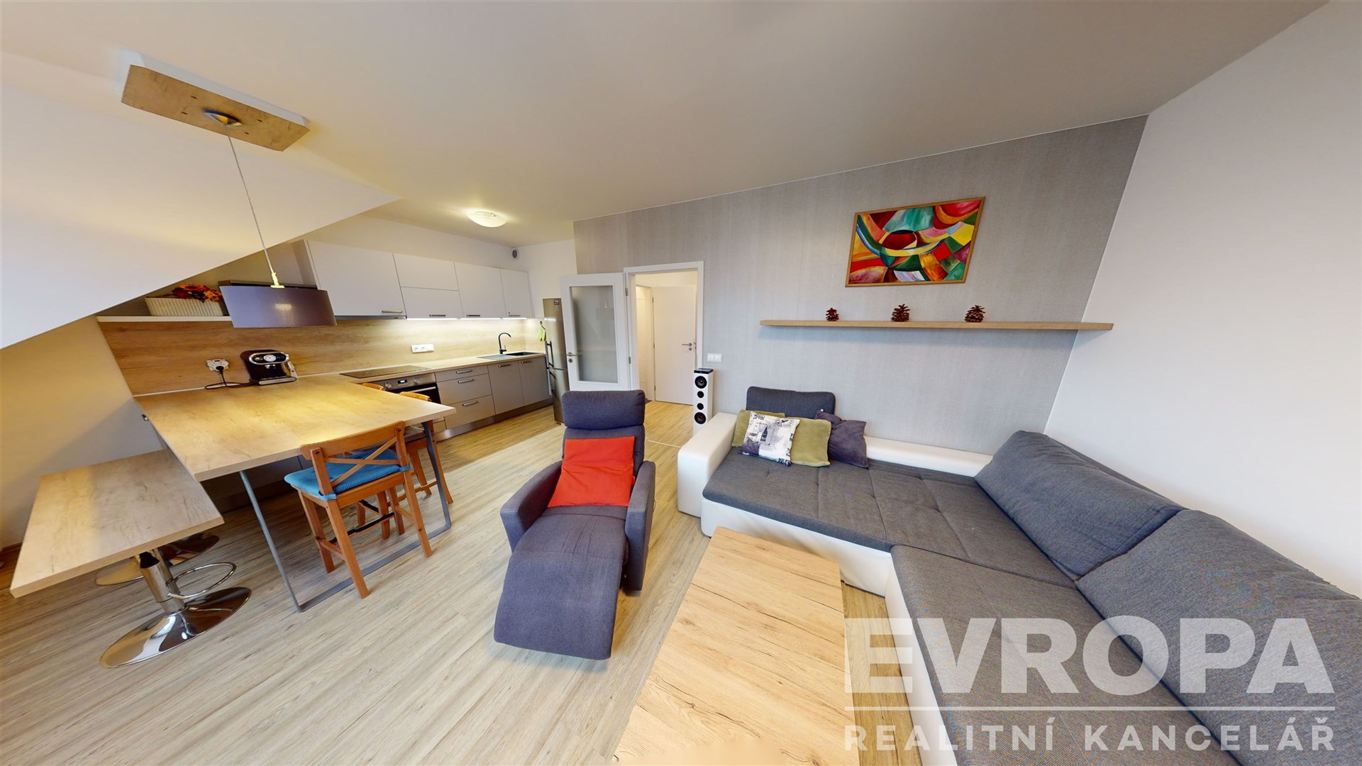 obývací pokoj s kuchyňským koutem 1