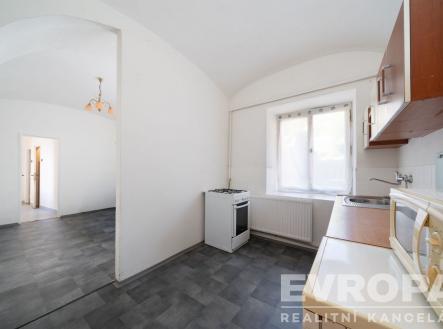 kuchyň byt č. 1 | Prodej - nájemní dům, 269 m²