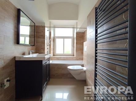 koupelna | Pronájem bytu, 2+kk, 63 m²