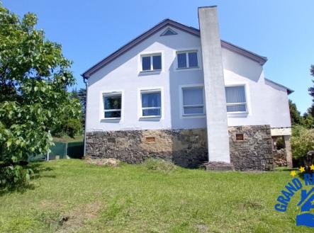 boční pohled | Prodej - dům/vila, 700 m²
