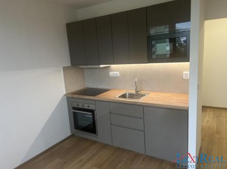 Pronájem bytu, 2+kk, 31 m² obrázek