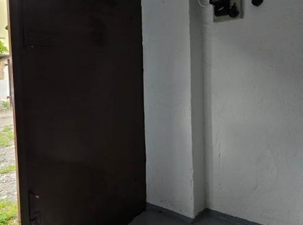 IMG-20260605-WA0006.jpg | Prodej - malý objekt/garáž