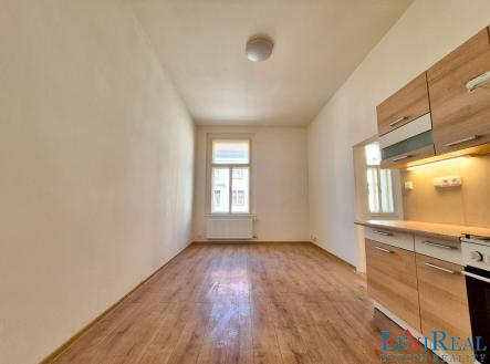 20260526_145719.jpg | Pronájem bytu, 2+kk, 35 m²