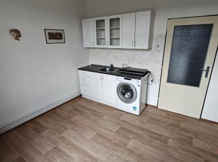 IMG_20250929_162906.jpg | Pronájem bytu, 1+kk, 24 m²