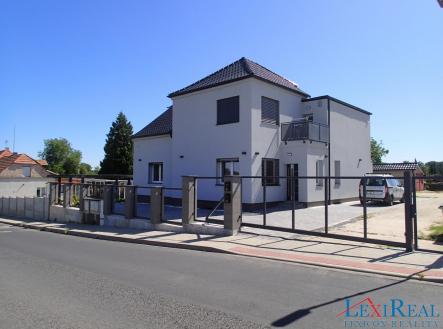 Pronájem bytu, 3+kk, 132 m² obrázek