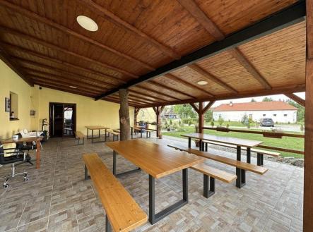 fotografie | Prodej - penzion, 942 m²