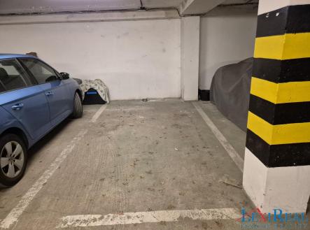 20250806_131712.jpg | Prodej - malý objekt/garáž