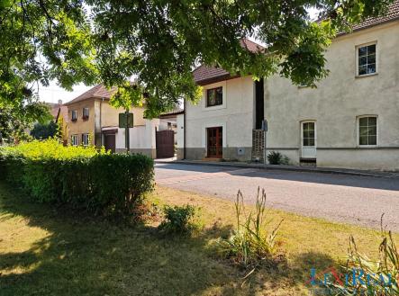 IMG-20250818-WA0003.jpg | Prodej - dům/vila, 600 m²