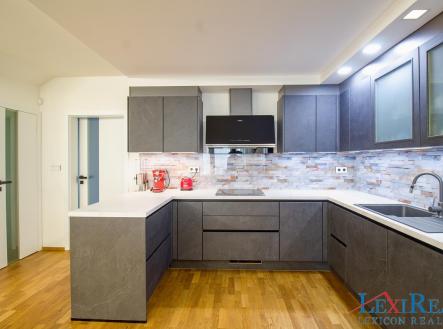 kuchyne2.jpg | Prodej - dům/vila, 164 m²