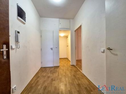 20251217_112817.jpg | Pronájem bytu, 3+1, 94 m²