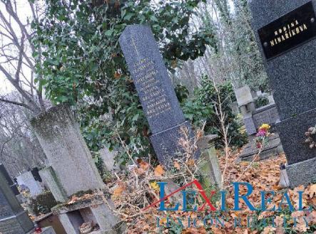 hrob III.jpg | Prodej - malý objekt/garáž