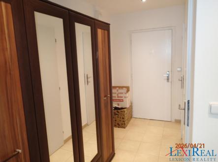 P4212834.JPG | Pronájem bytu, 2+kk, 43,9 m²