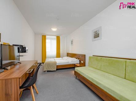 Prodej - restaurace, 597 m²