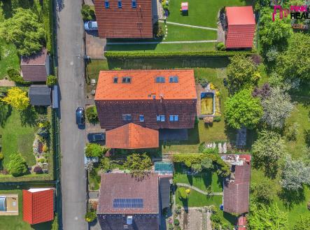 Prodej - dům/vila, 298 m²