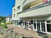 Pronájem - obchodní prostor, 67 m²