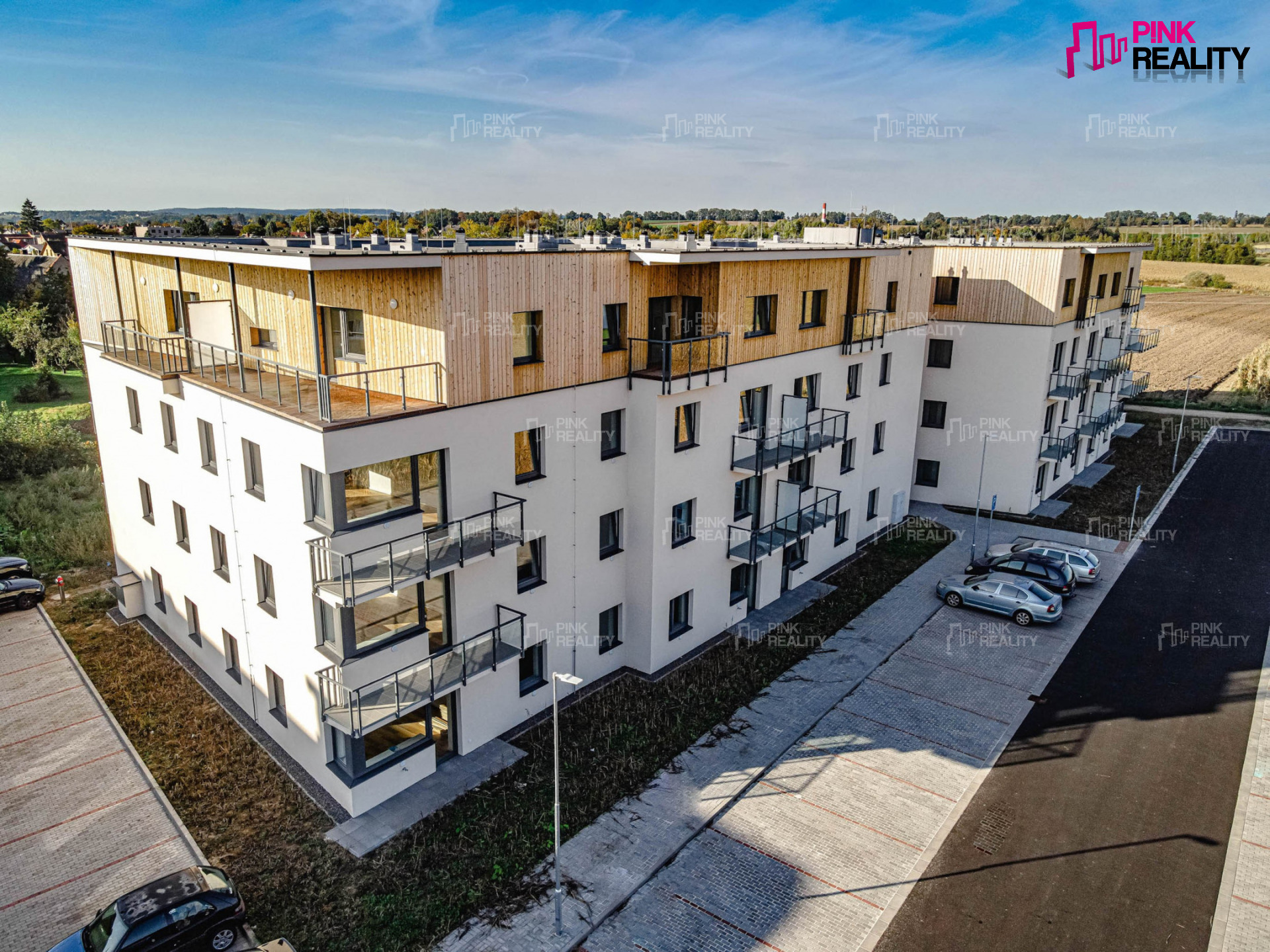 Pronájem bytu 2+kk s balkonem a parkovacím stáním Kostelec nad Orlicí 