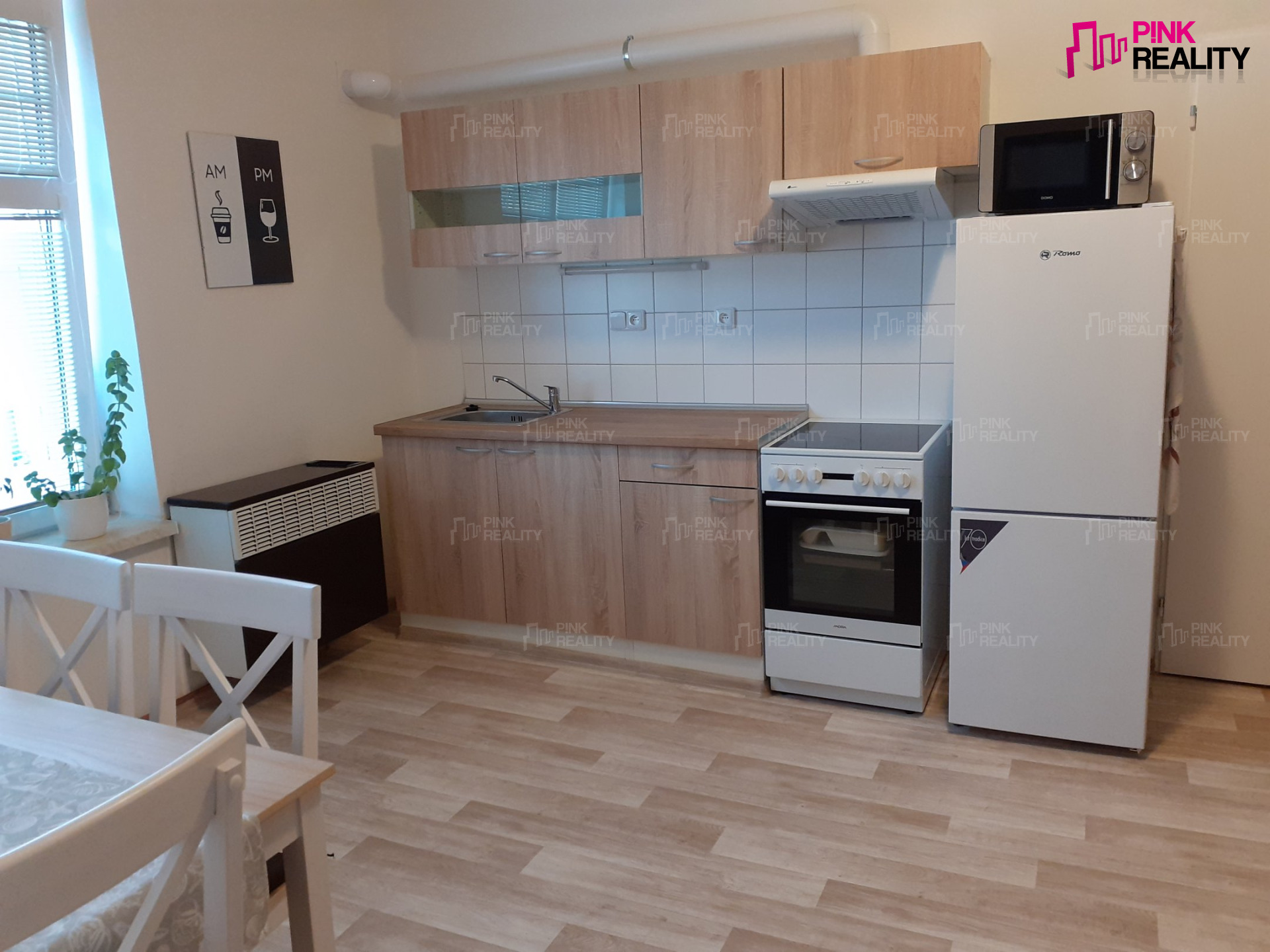 Zděný byt 2+kk, Dvůr Králové nad Labem, ul. Roháčova