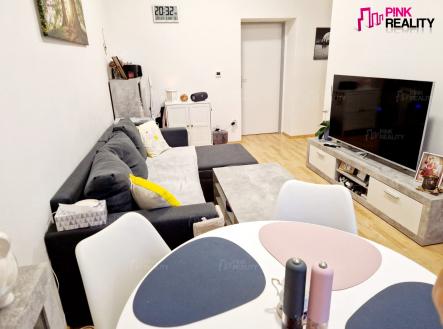 Pronájem bytu, 2+kk, 45 m²