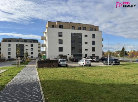 Pronájem bytu, 1+kk, 35 m² obrázek