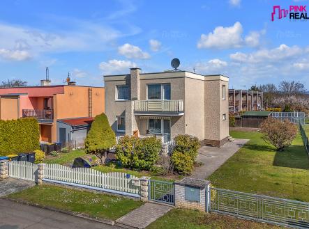 Prodej - dům/vila, 200 m²