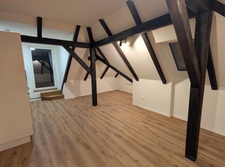 Pronájem bytu, 2+kk, 52 m²