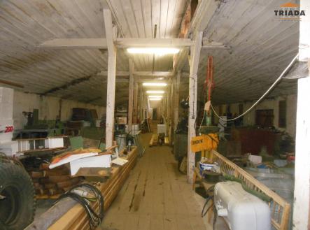 Prodej - komerční objekt, sklad, 1 606 m²