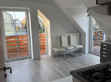 Pronájem bytu, 3+kk, 61 m²