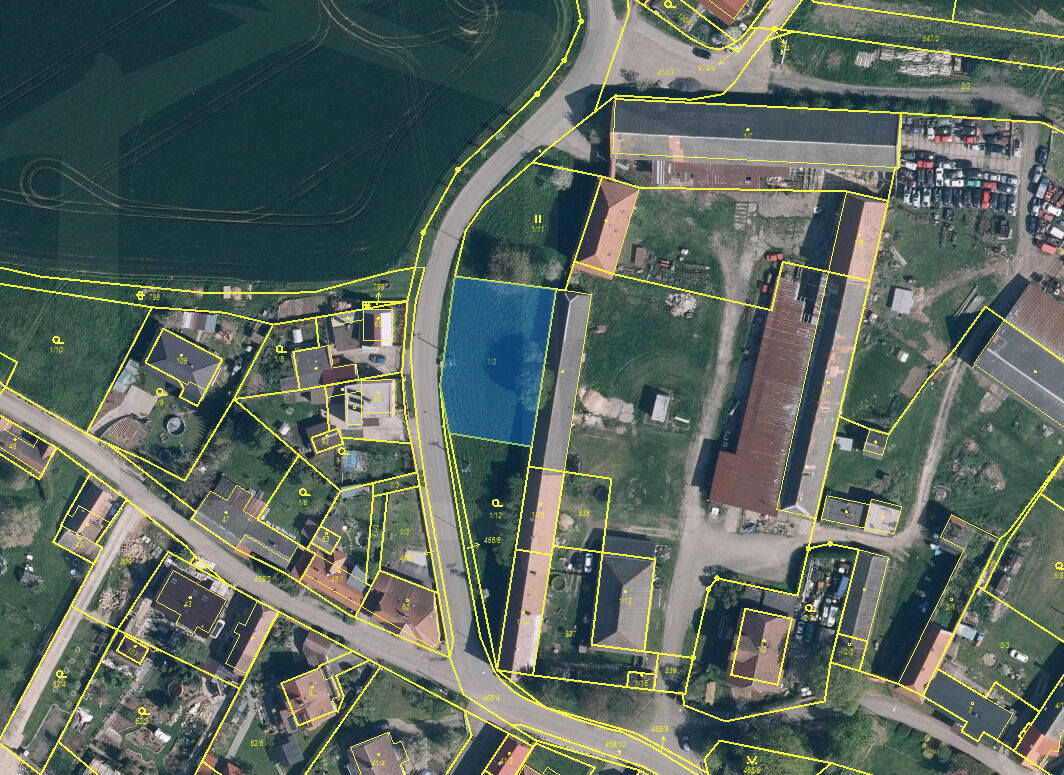 Prodej stavebního pozemku v obci Nemyslovice, 978 m2, 13 km od Ml. Boleslavi