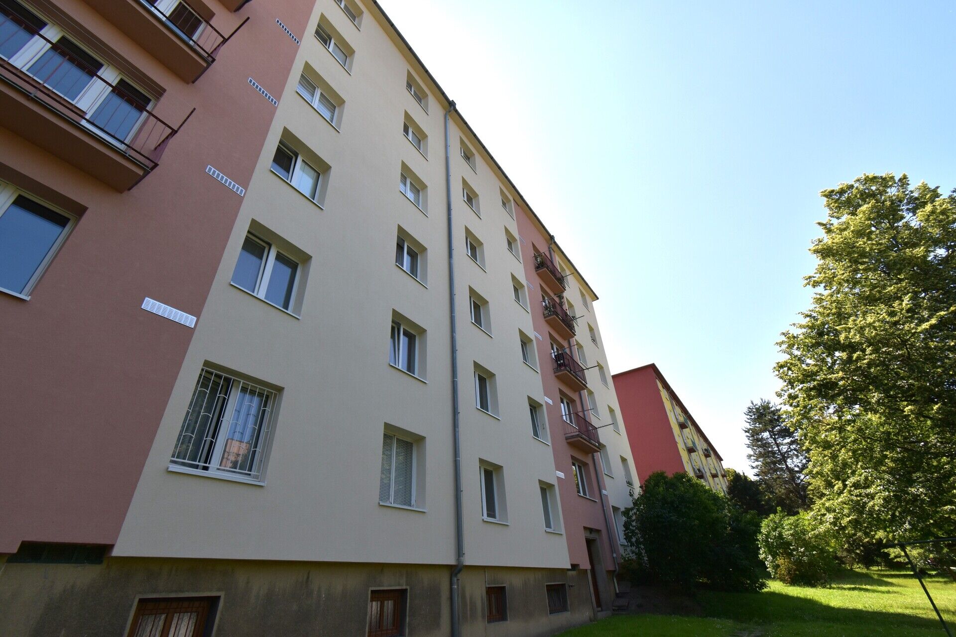 Exkluzivní nabídka pronájmu bytu 2 + KK, 36 m2