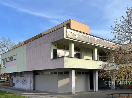 . | Prodej - obchodní prostor, 1 148 m²