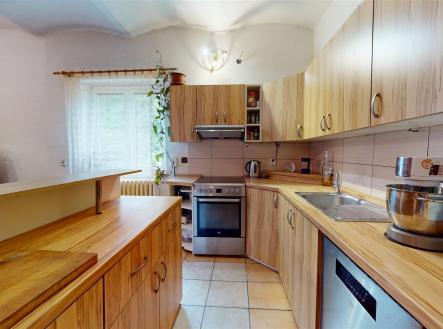 . | Prodej - dům/vila, 274 m²