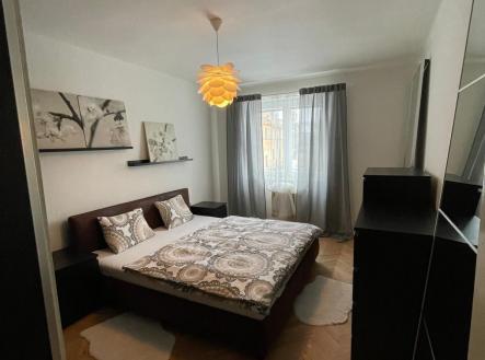 Pronájem bytu, 3+1, 80 m² obrázek