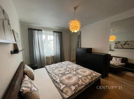 . | Pronájem bytu, 3+1, 80 m²