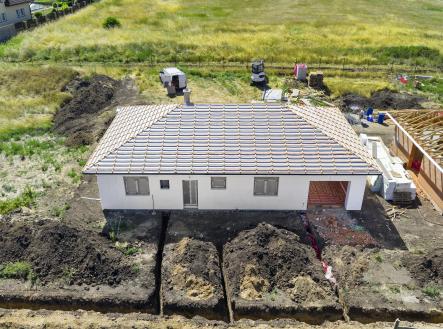 DJI_20250630152254_0120_D | Prodej - dům/vila, 140 m²