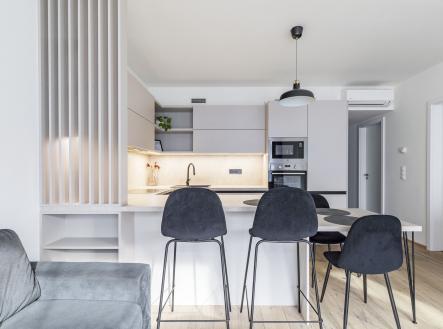 Pronájem bytu, 2+kk, 55 m²