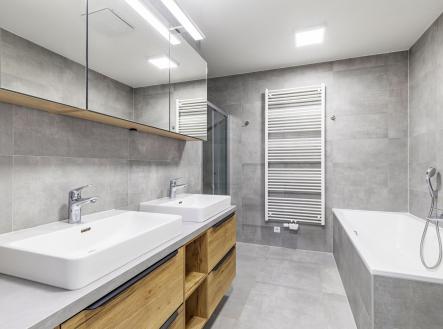 24_K Housličkám 12 | Pronájem - dům/vila, 128 m²