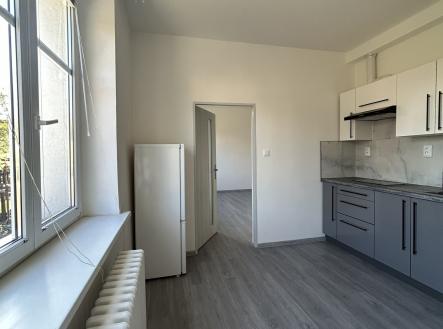 Pronájem bytu, 1+1, 34 m² obrázek