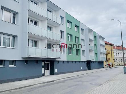 Pronájem bytu, 2+kk, 38 m² obrázek